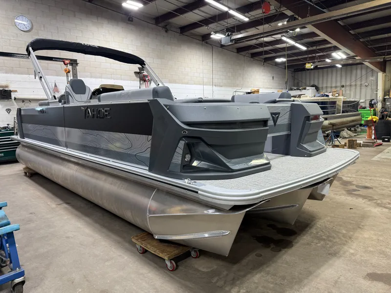 Slide: The Image of Tahoe GEOfish 2385 Rear Fish Tritoon & Honda 4-Stroke EFI 2025 - 60