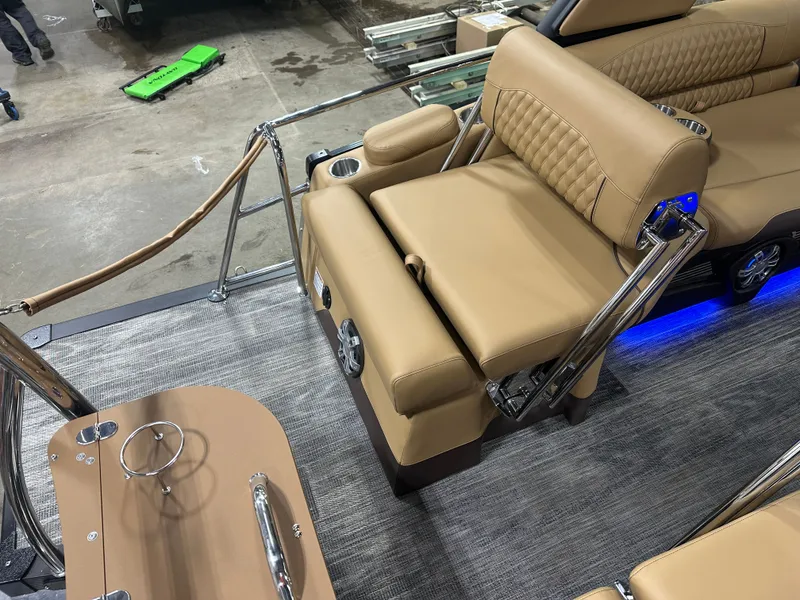 Slide: The Image of Luxurious seating on 2025 Tahoe Grand Tahoe 2585 Tritoon with Mercury 400HP V10 engine. - 29