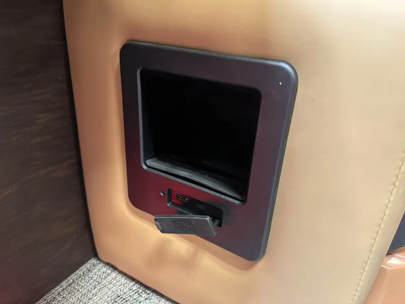 Slide: The Image of USB port on 2025 Tahoe Grand Tahoe 2585 Quad Lounge Tritoon interior. - 43