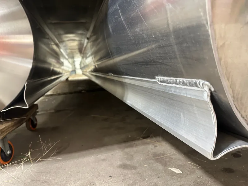 Slide: The Image of Tahoe Grand Tahoe 2585 Quad Lounge Windshield Tritoon & Mercury 400HP V10 2025 - 64