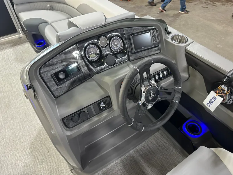 Slide: The Image of Tahoe LTZ 2385 (CRB) Cruise Rear Bench Tritoon & Honda 4-Stroke EFI 2025 - 15