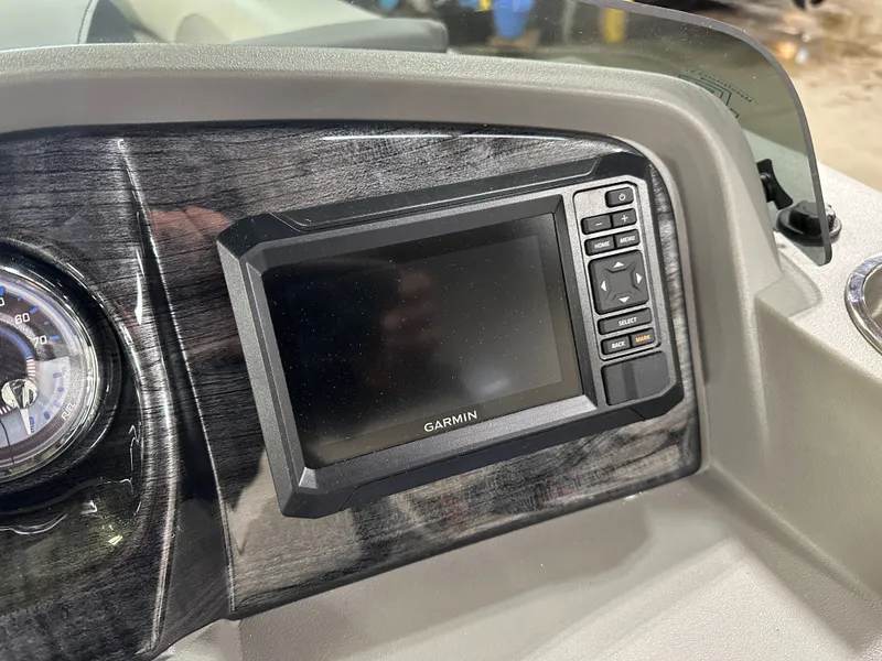 Slide: The Image of Tahoe LTZ 2385 (CRB) Cruise Rear Bench Tritoon & Honda 4-Stroke EFI 2025 - 18