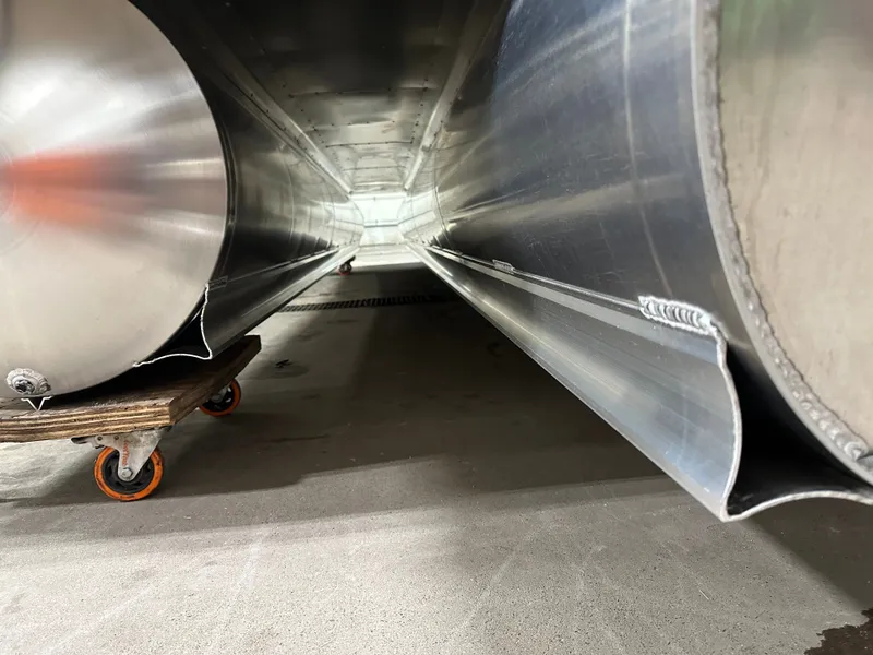 Slide: The Image of Tahoe LTZ 2385 (CRB) Cruise Rear Bench Tritoon & Honda 4-Stroke EFI 2025 - 51