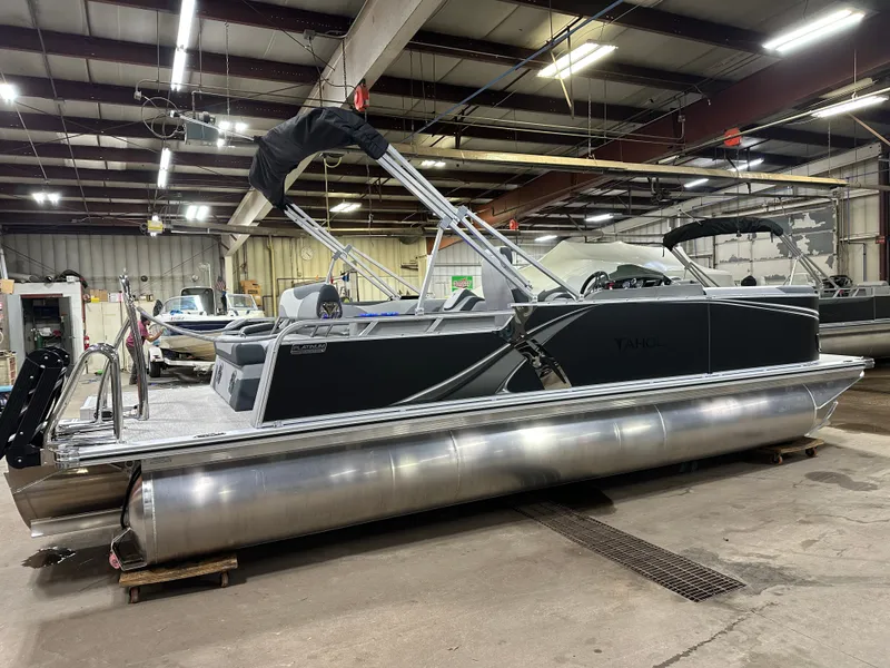 Slide: The Image of Tahoe LTZ 2385 (CRB) Cruise Rear Bench Tritoon & Honda 4-Stroke EFI 2025 - 56