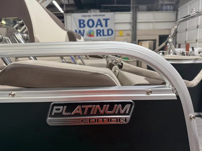 Slide: The Image of Tahoe LTZ 2385 Quad Lounge Shift SS Tritoon & Honda 4-Stroke EFI 2025 - 41