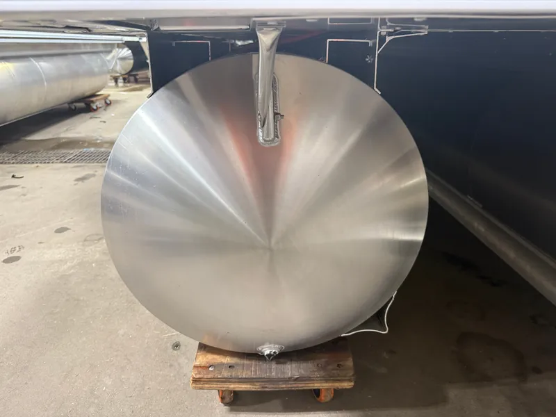 Slide: The Image of Tahoe LTZ 2385 Quad Lounge Shift SS Tritoon & Honda 4-Stroke EFI 2025 - 44