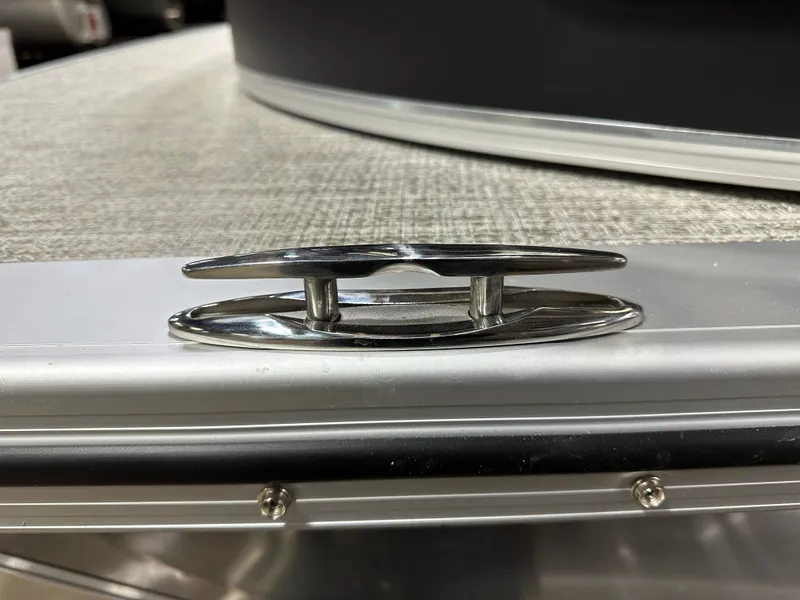 Slide: The Image of Tahoe LTZ 2385 Quad Lounge Tritoon & Honda 4-Stroke EFI 2025 - 37