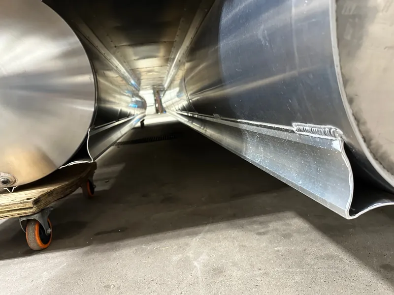 Slide: The Image of Tahoe LTZ 2385 Quad Lounge Tritoon & Honda 4-Stroke EFI 2025 - 43