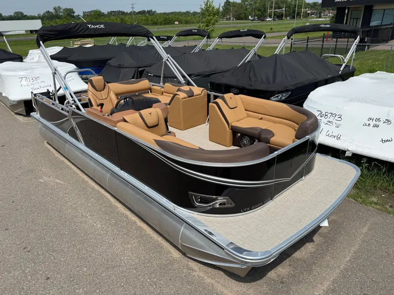 The Image of Tahoe LTZ 2385 Swingback (VRB) Tritoon & Honda 4-Stroke EFI 2025 - 1
