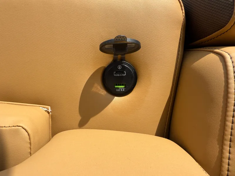 Slide: The Image of Tahoe LTZ 2385 Swingback (VRB) Tritoon & Honda 4-Stroke EFI 2025 - 26