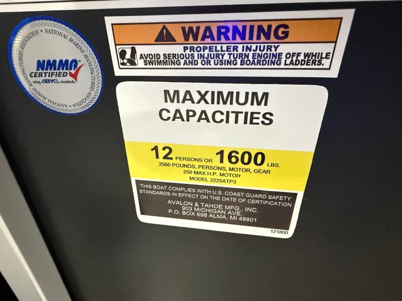 Slide: The Image of Tahoe LTZ 2385 Swingback (VRL) Tritoon & Honda 4-Stroke EFI 2025 - 16