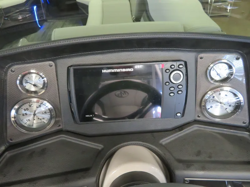 Slide: The Image of Montego Bay 8524 Swingback Deluxe Pontoon & Honda 4-Stroke EFI 2024 - 14