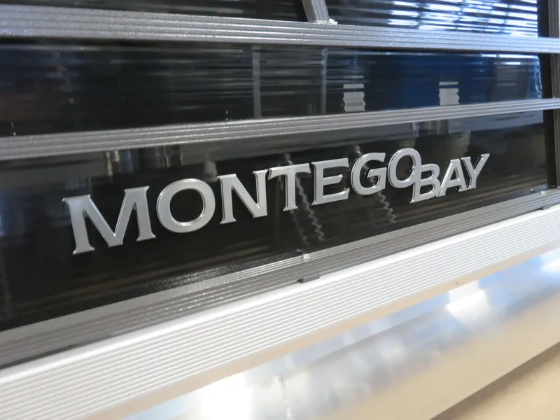 Slide: The Image of Montego Bay 8524 Swingback Deluxe Pontoon & Honda 4-Stroke EFI 2024 - 30