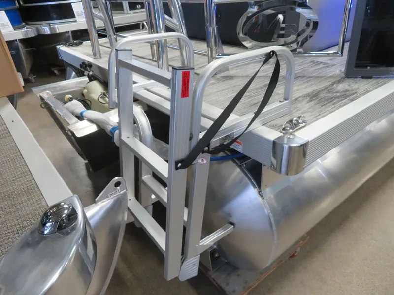 Slide: The Image of Montego Bay 8524 Swingback Deluxe Pontoon & Honda 4-Stroke EFI 2024 - 35