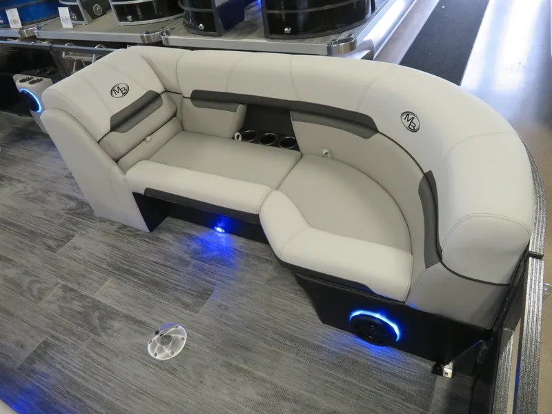 Slide: The Image of Montego Bay 8524 Swingback Deluxe Pontoon & Honda 4-Stroke EFI 2024 - 8