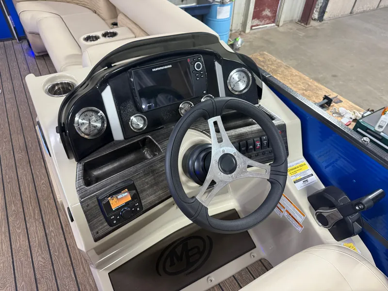 Slide: The Image of Montego Bay NEW 8524 Swingback Pontoon & Honda 100HP 4-Stroke EFI 2023 - 12