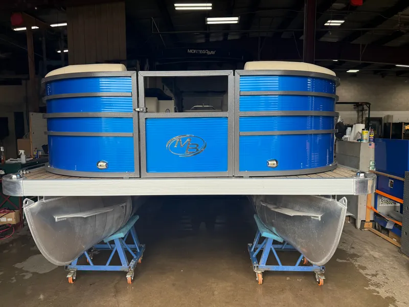 Slide: The Image of Montego Bay NEW 8524 Swingback Pontoon & Honda 100HP 4-Stroke EFI 2023 - 43