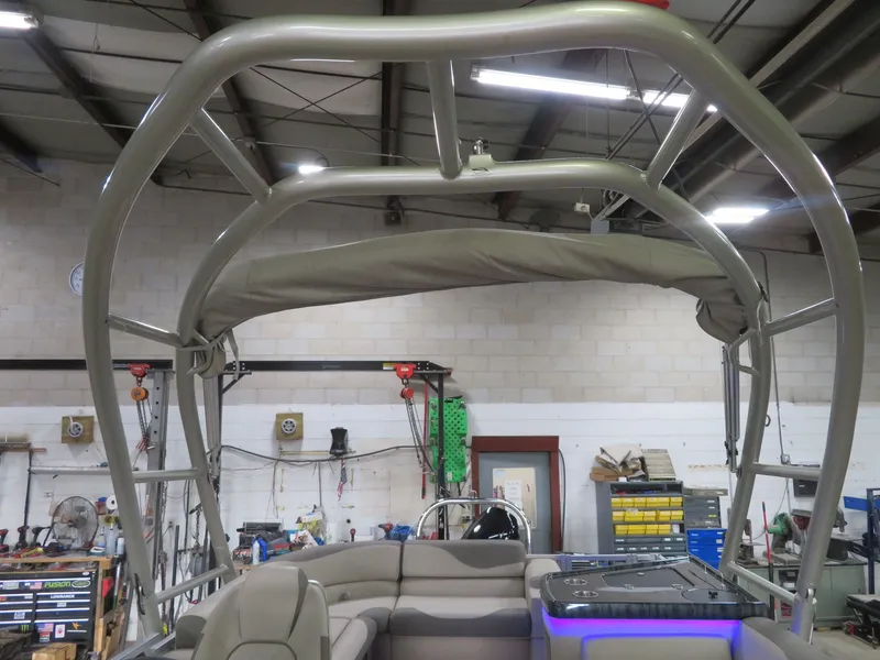 Slide: The Image of Tahoe 200HP Elite Windshield 2385 Tritoon 2024 - 42