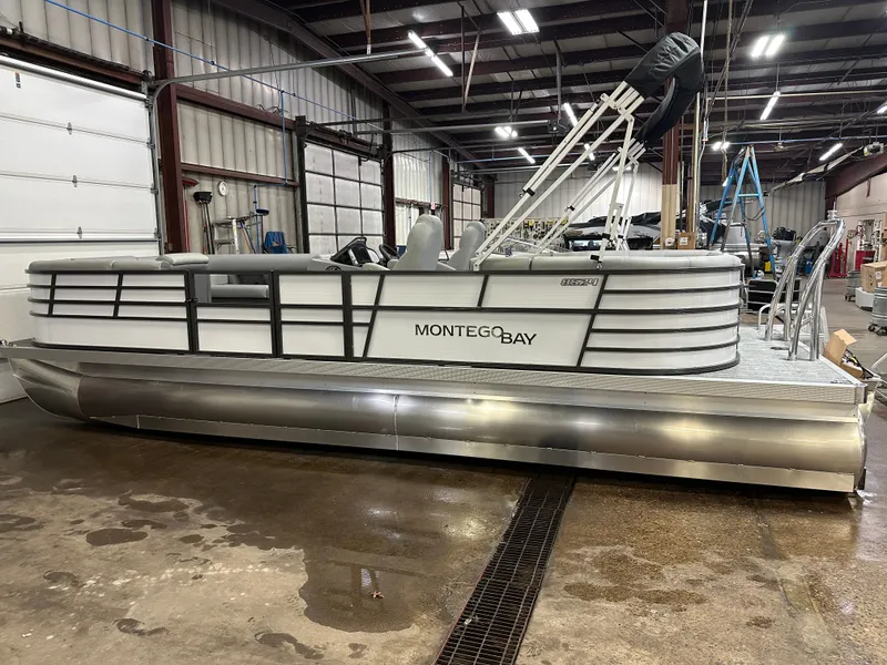 Slide: The Image of Montego Bay TT8524 Quad Lounge 225HP Honda Tritoon Pontoon 2023 - 28