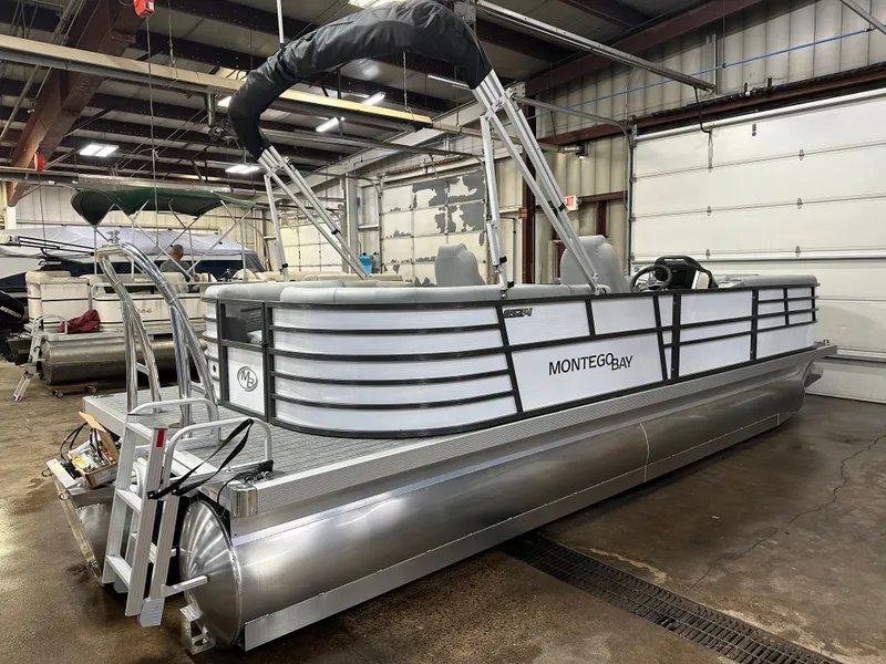 Slide: The Image of Montego Bay TT8524 Quad Lounge 225HP Honda Tritoon Pontoon 2023 - 36