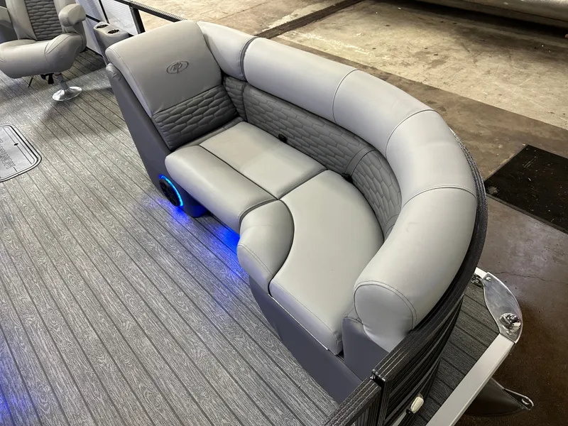 Slide: The Image of Montego Bay TT8524 Quad Lounge 225HP Honda Tritoon Pontoon 2023 - 7