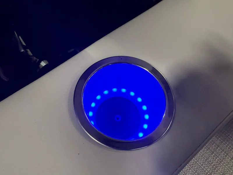 Slide: The Image of Bentley Pontoons Legacy 220 Swingback & Honda 4-Stroke EFI 2026 - 28