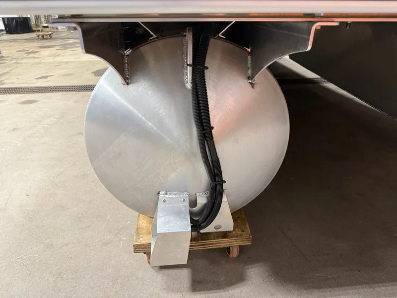 Slide: The Image of Bentley Pontoons Legacy 220 Swingback & Honda 4-Stroke EFI 2026 - 44