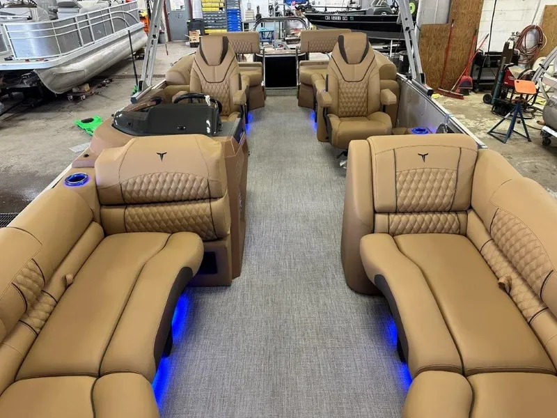Slide: The Image of Tahoe Cascade 2385 Quad Lounge Shift Tritoon & 225HP 4-Stroke 2025 - 8