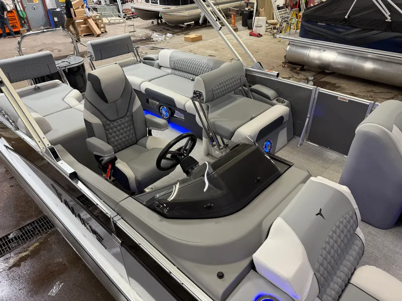 Slide: The Image of Tahoe Cascade 2385 Quad Lounge Shift Tritoon & 225HP 4-Stroke 2025 - 3