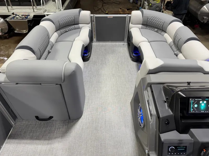 Slide: The Image of Tahoe Cascade 2385 Quad Lounge Shift SS Tritoon & Honda 225HP Outboard 2025 - 32