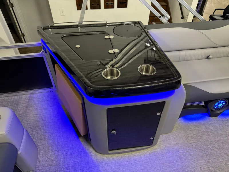 Slide: The Image of Tahoe LTZ 2385 Elite Windshield Tritoon & Honda 4-Stroke EFI 2025 - 13