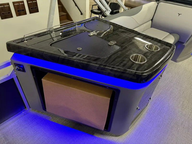 Slide: The Image of Tahoe LTZ 2385 Elite Windshield Tritoon & Honda 4-Stroke EFI 2025 - 14