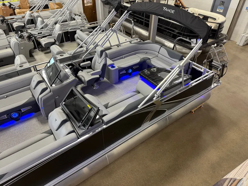 Slide: The Image of Tahoe LTZ 2385 Elite Windshield Tritoon & Honda 4-Stroke EFI 2025 - 3