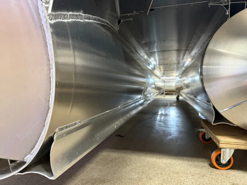 Slide: The Image of Tahoe LTZ 2385 Elite Windshield Tritoon & Honda 4-Stroke EFI 2025 - 38