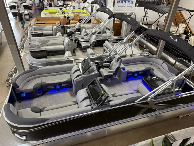 Slide: The Image of Tahoe LTZ 2385 Elite Windshield Tritoon & Honda 4-Stroke EFI 2025 - 4