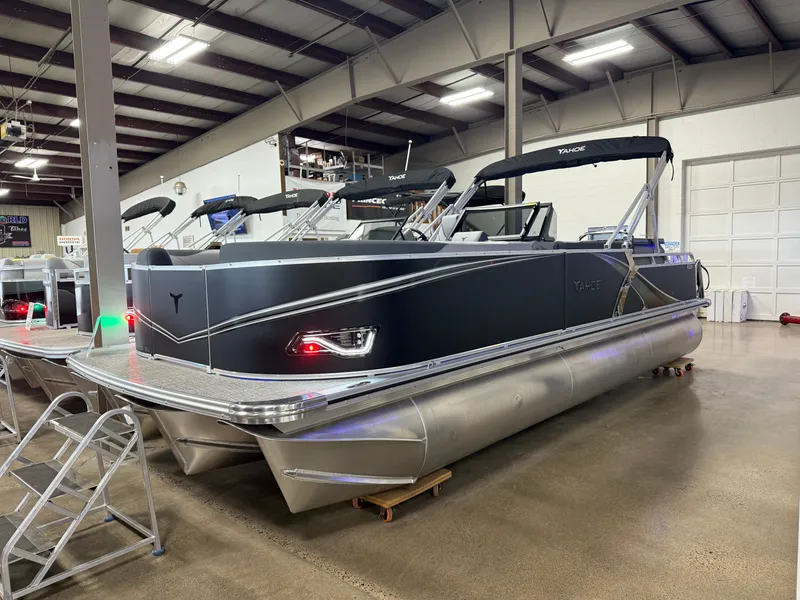 Slide: The Image of Tahoe LTZ 2385 Elite Windshield Tritoon & Honda 4-Stroke EFI 2025 - 40