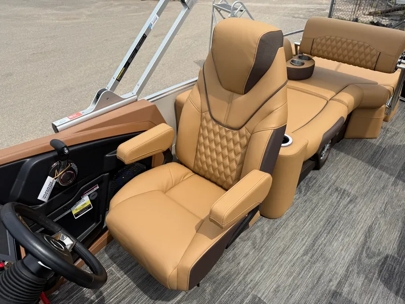 Slide: The Image of Tahoe Cascade 2385 Quad Lounge Shift Tritoon & Honda 4-Stroke EFI 2025 - 11