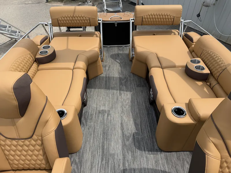 Slide: The Image of Tahoe Cascade 2385 Quad Lounge Shift Tritoon & Honda 4-Stroke EFI 2025 - 19