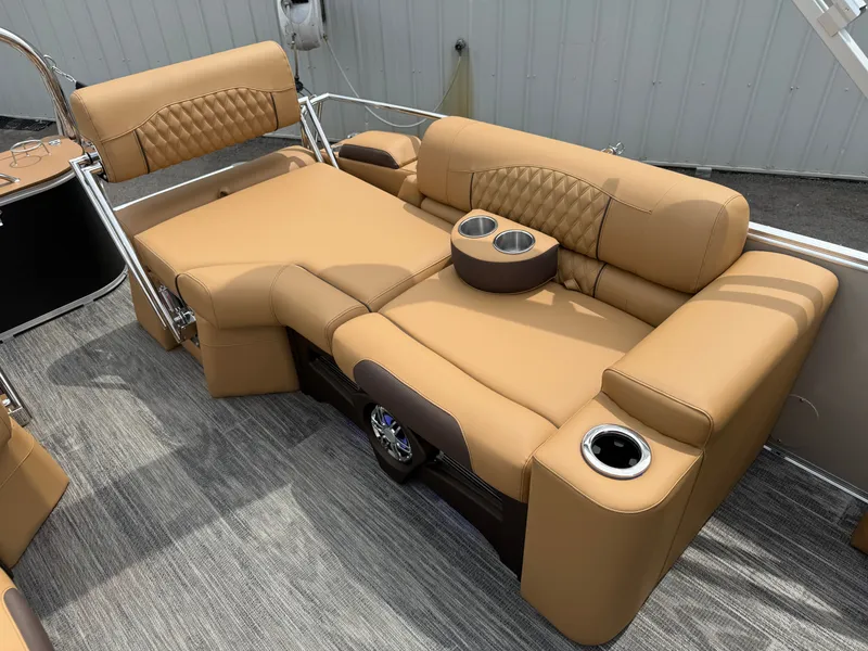 Slide: The Image of Tahoe Cascade 2385 Quad Lounge Shift Tritoon & Honda 4-Stroke EFI 2025 - 20