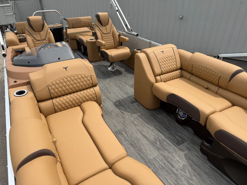 Slide: The Image of Tahoe Cascade 2385 Quad Lounge Shift Tritoon & Honda 4-Stroke EFI 2025 - 35