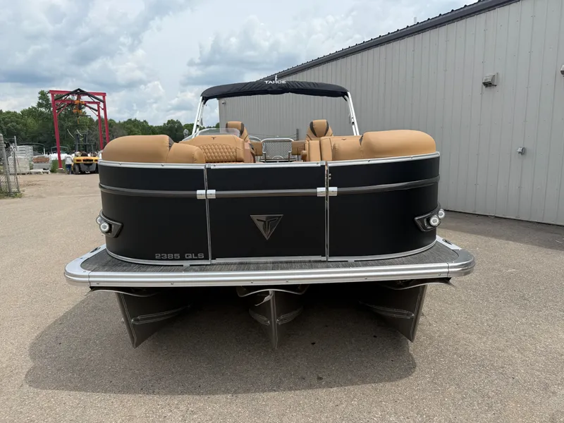 Slide: The Image of Tahoe Cascade 2385 Quad Lounge Shift Tritoon & Honda 4-Stroke EFI 2025 - 36