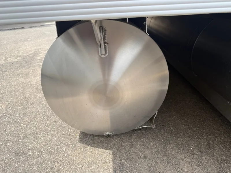 Slide: The Image of Tahoe Cascade 2385 Quad Lounge Shift Tritoon & Honda 4-Stroke EFI 2025 - 43