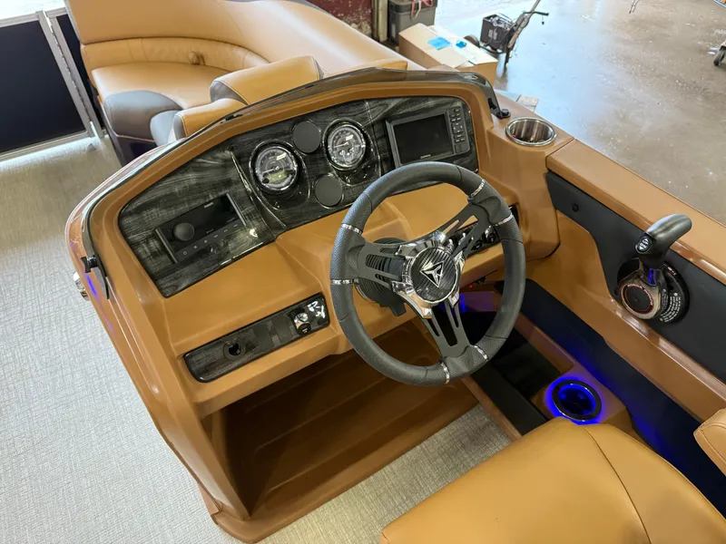 Slide: The Image of Tahoe LTZ 2385 Quad Lounge Shift Flip Tritoon & Honda 4-Stroke EFI 2025 - 13