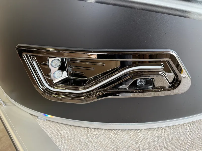 Slide: The Image of Tahoe LTZ 2385 Quad Lounge Shift Flip Tritoon & Honda 4-Stroke EFI 2025 - 39