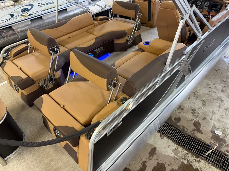 Slide: The Image of Tahoe LTZ 2385 Quad Lounge Shift Flip Tritoon & Honda 4-Stroke EFI 2025 - 4