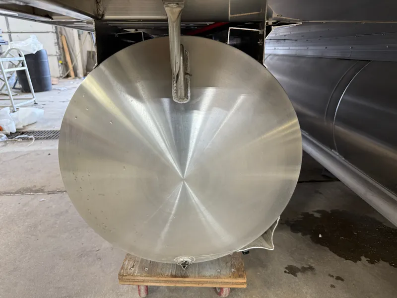 Slide: The Image of Tahoe LTZ 2385 Quad Lounge Shift Flip Tritoon & Honda 4-Stroke EFI 2025 - 47