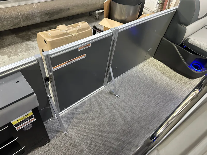 Slide: The Image of Tahoe Geofish CRF 2585 Tritoon & 225HP Outboard 2025 - 47