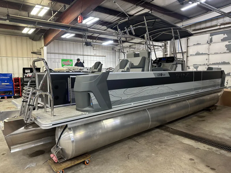 Slide: The Image of Tahoe Geofish CRF 2585 Tritoon & 225HP Outboard 2025 - 63