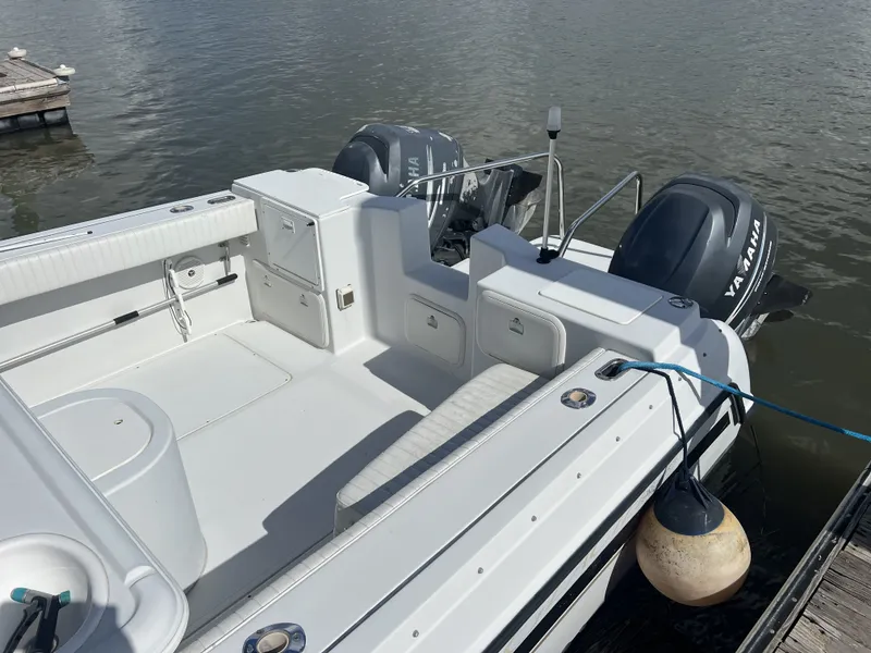 Slide: The Image of Glacier Bay 2640 Renegade 2005 - 3