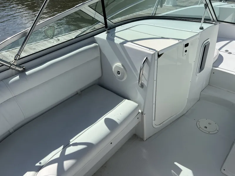 Slide: The Image of Glacier Bay 2640 Renegade 2005 - 5